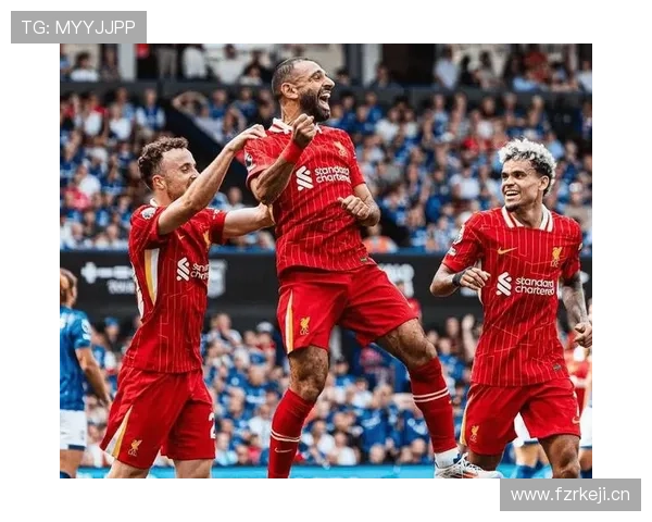 利物浦高位压迫战术为何屡遭破解,防守体系稳定性面临考验 利物浦高位压迫战术为何屡遭破解,防守体系稳定性面临考验