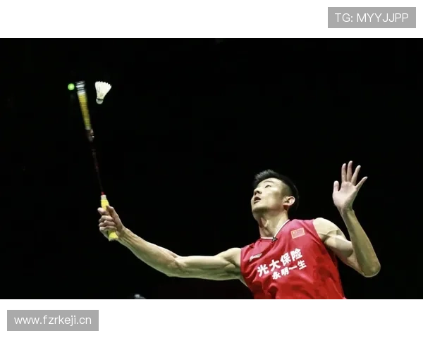 谌龙训练间隙偷偷点外卖？这饮食差距也太大了吧！